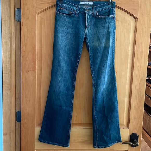 Joe's Jeans Denim - Joe’s Jeans JAG size 28. VGUC. Dark rinse